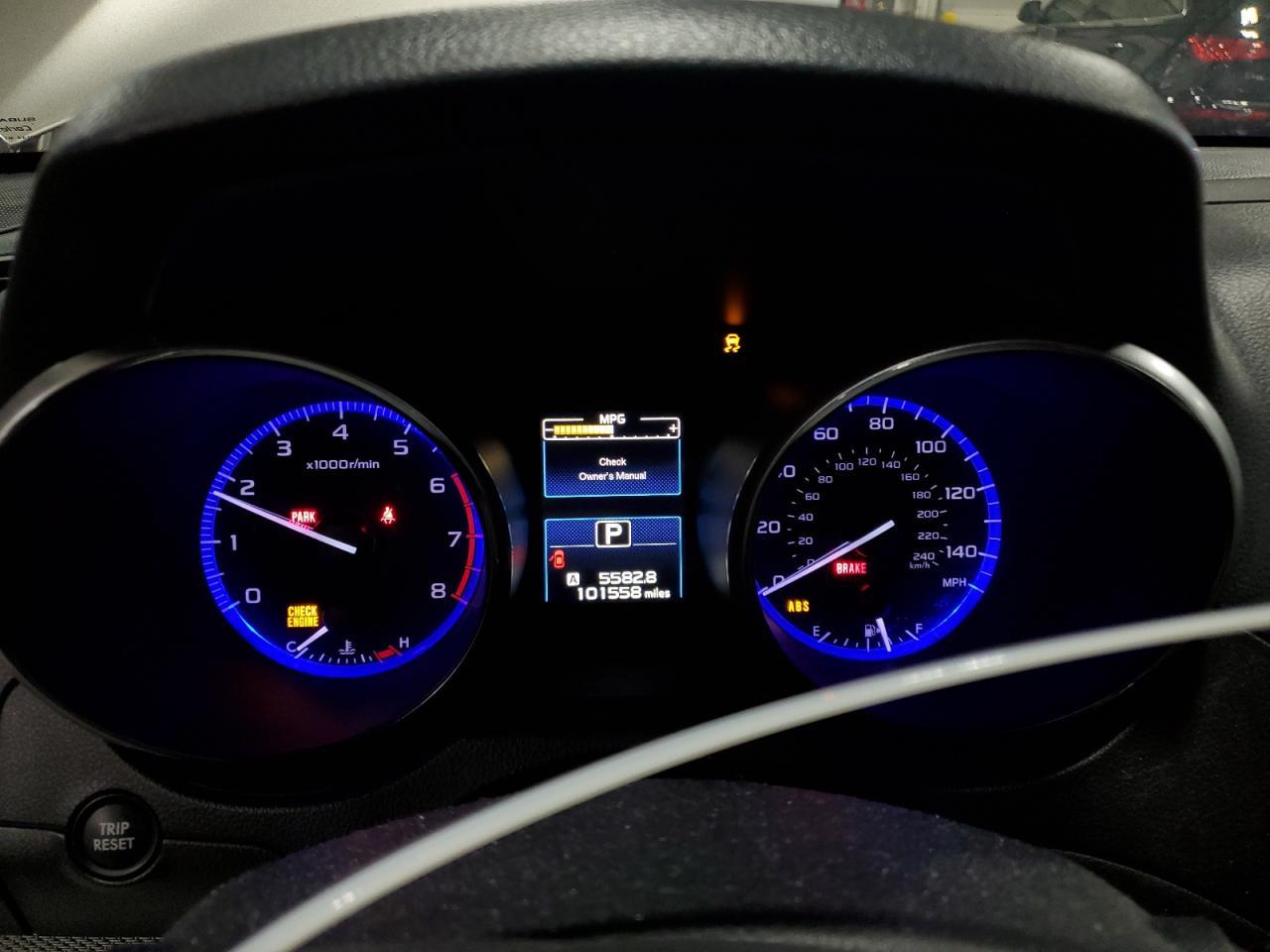 2016 SUBARU Legacy