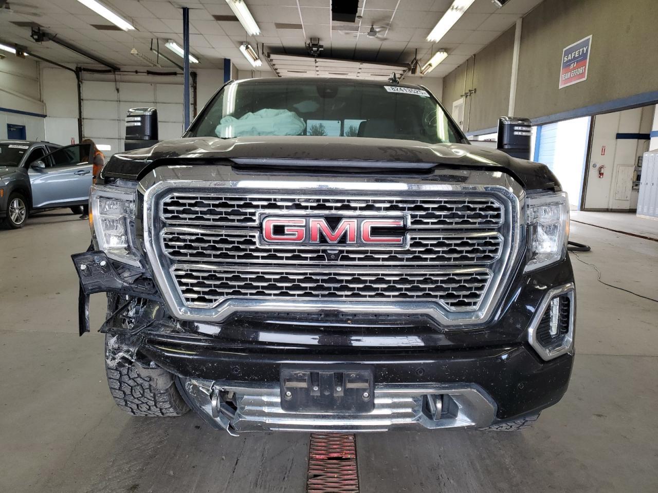 2021 GMC Sierra
