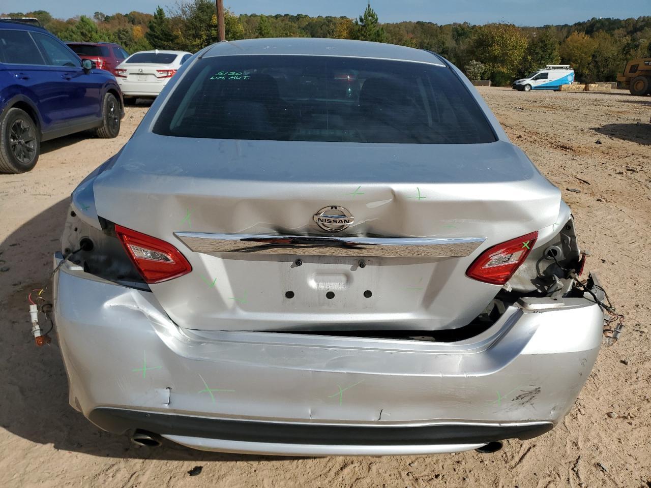 2017 NISSAN ALTIMA