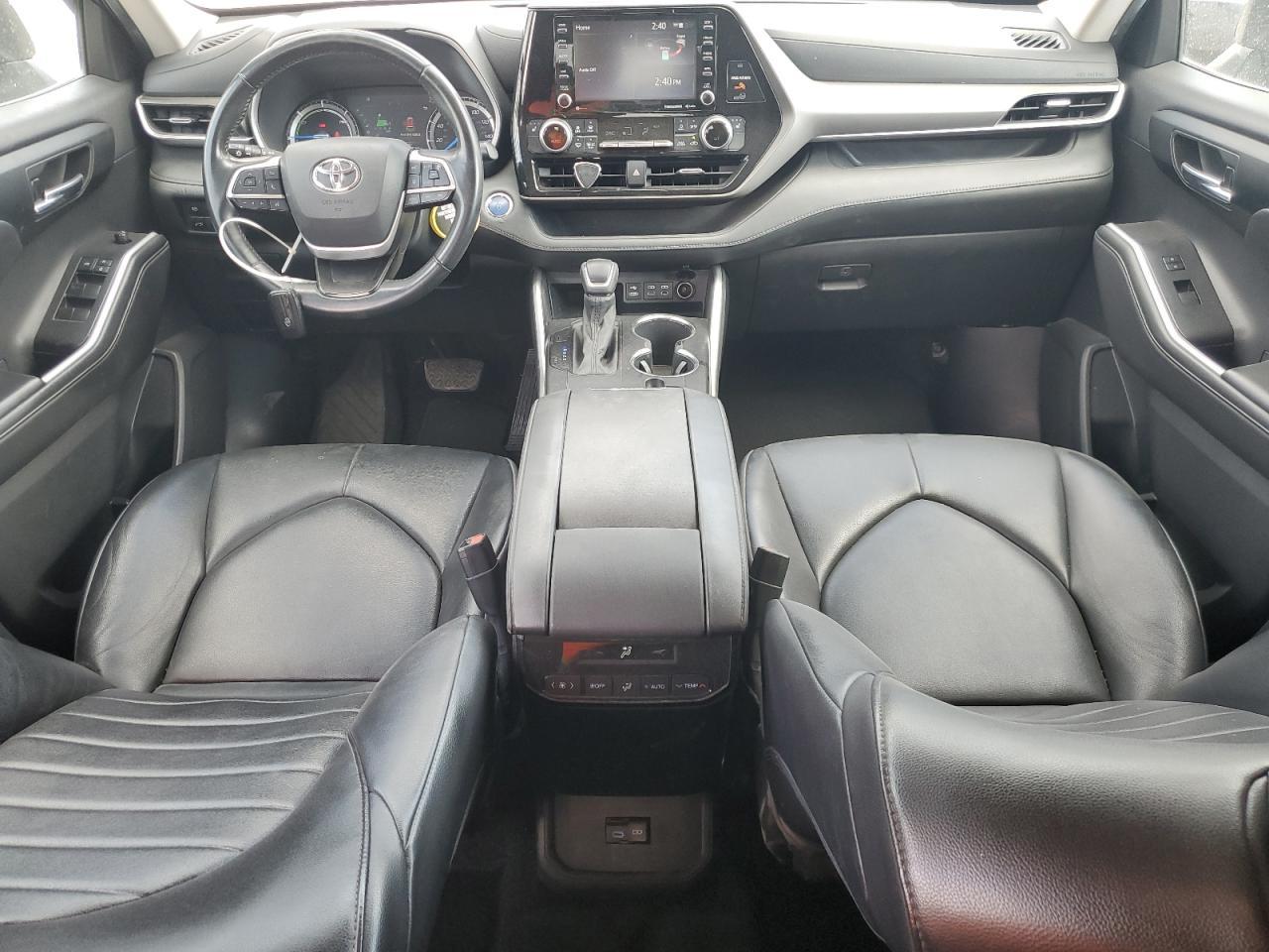 2022 TOYOTA HIGHLANDER