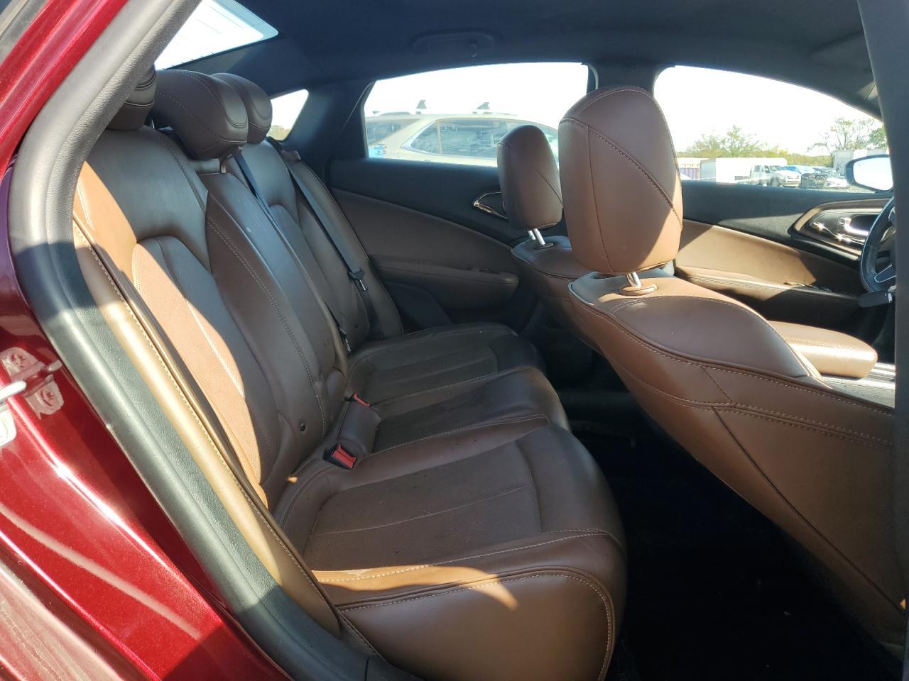 2016 CHRYSLER 200