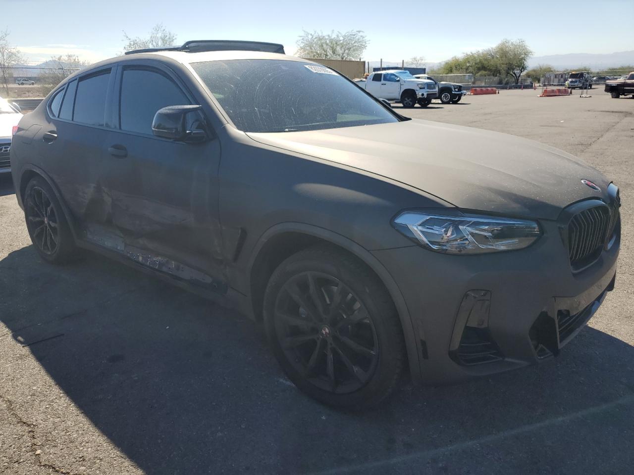 2023 BMW X4