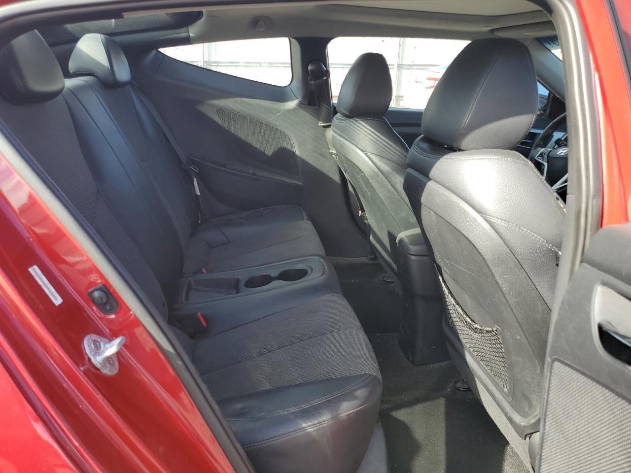 2013 HYUNDAI VELOSTER
