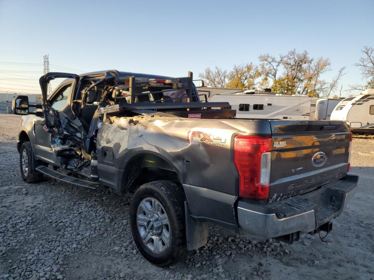 2018 FORD F-250