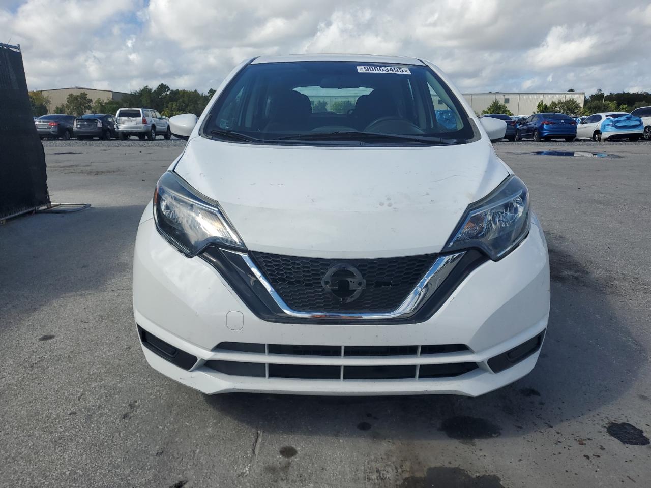 2017 NISSAN Versa Note