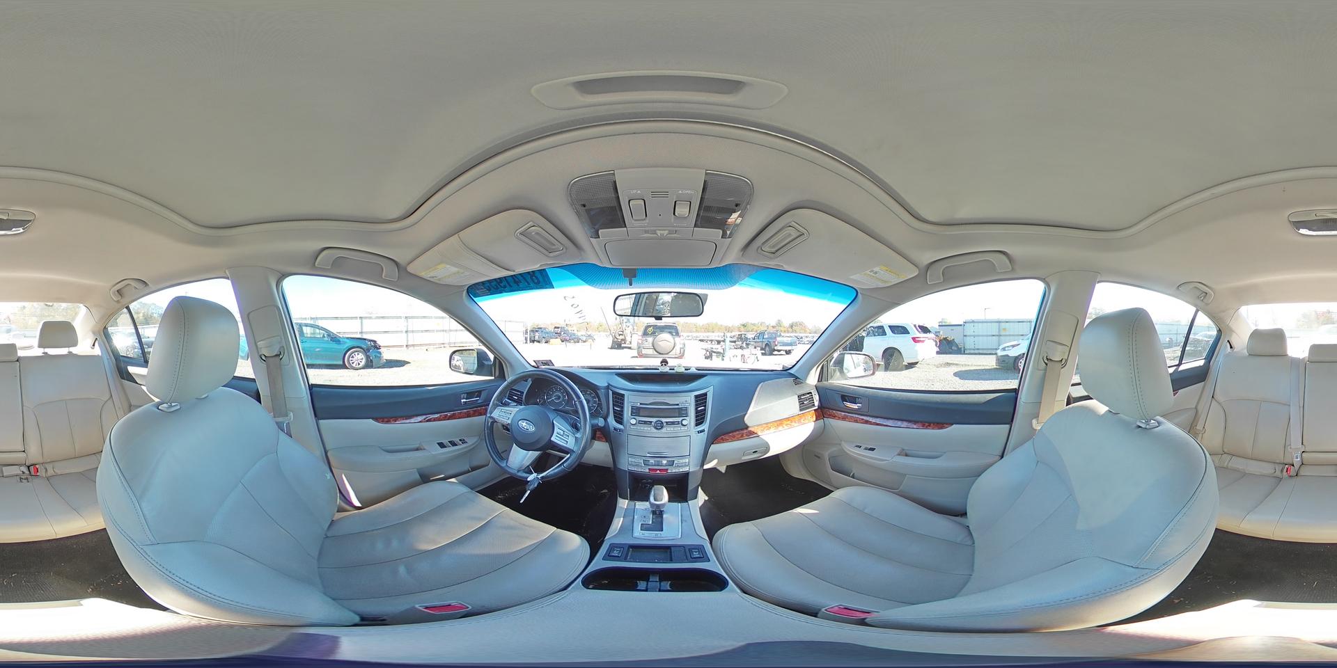 2010 SUBARU Legacy