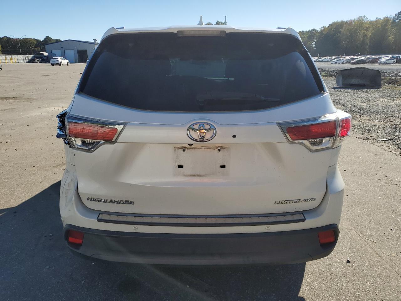 2015 TOYOTA HIGHLANDER
