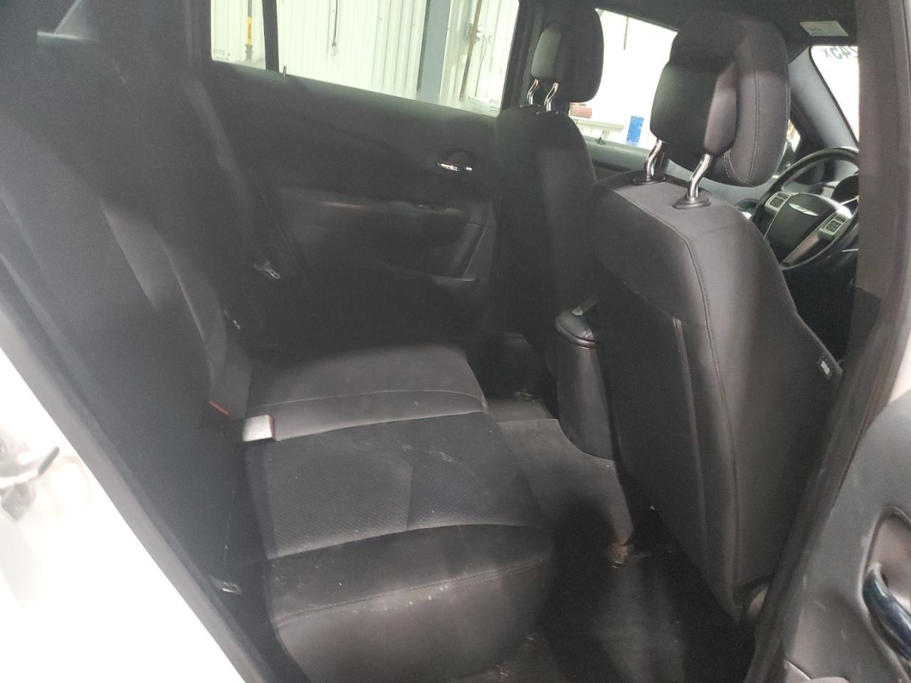 2014 CHRYSLER 200