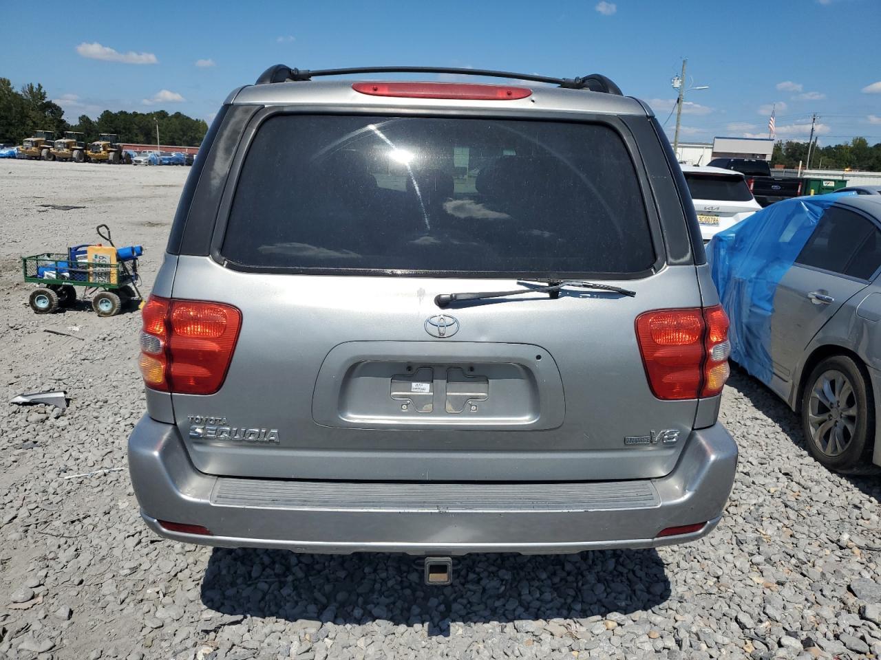 2002 TOYOTA Sequoia