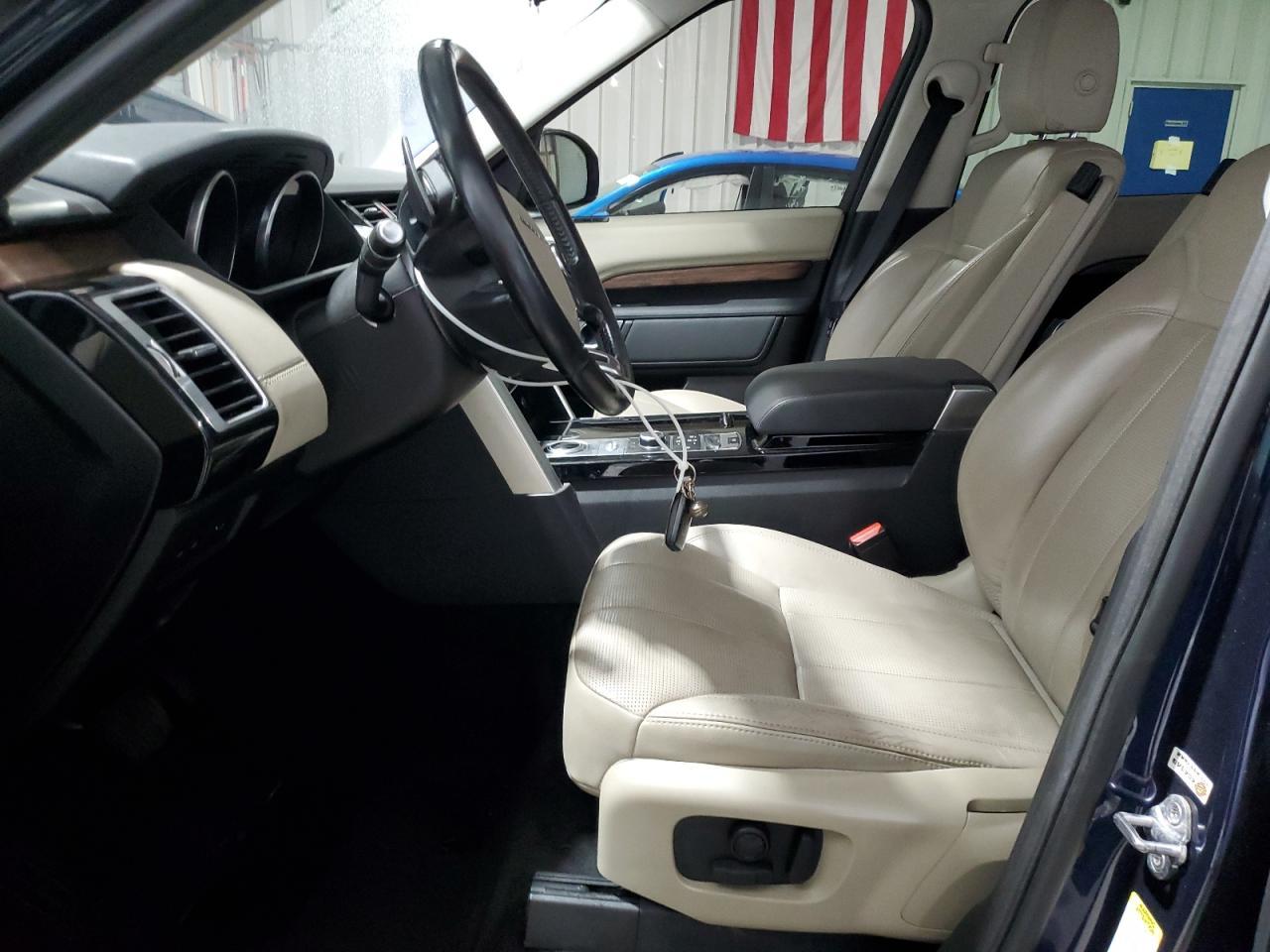 2017 LAND ROVER Discovery