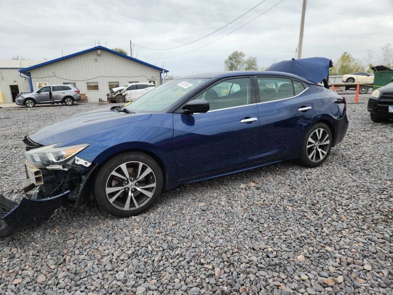 2017 NISSAN Maxima