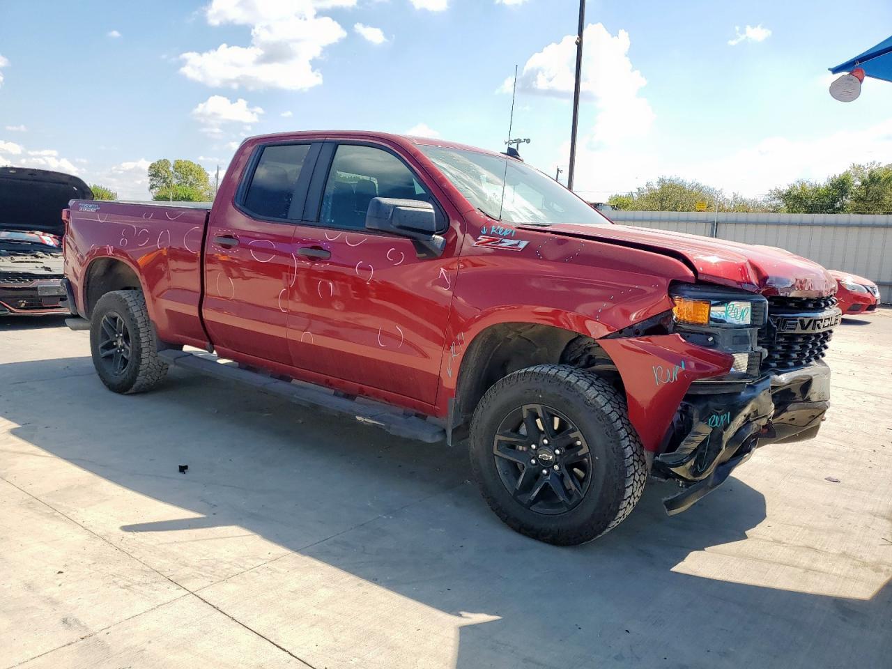 2019 CHEVROLET Silverado