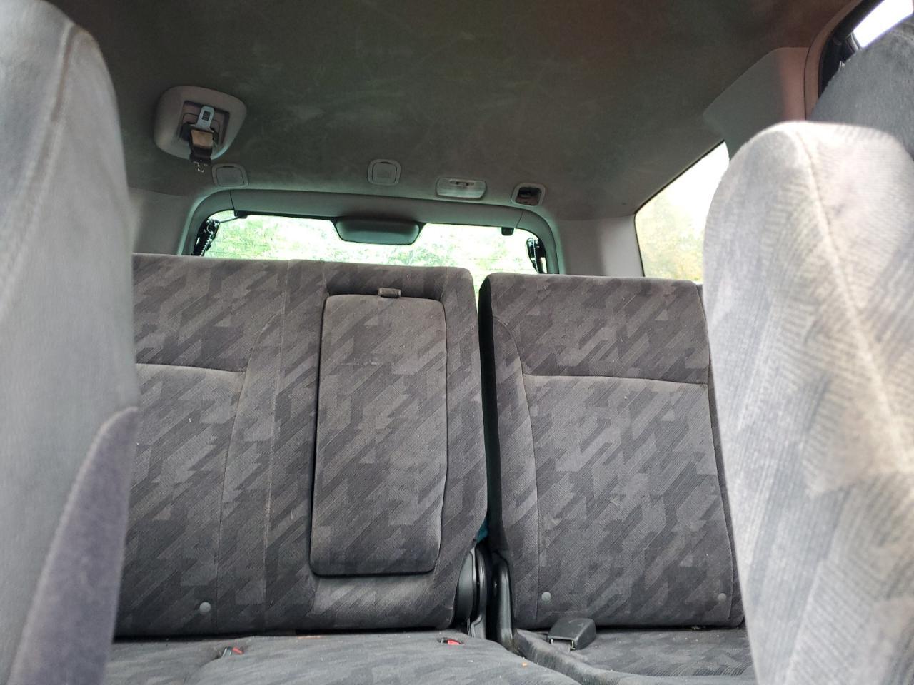 2004 HONDA CR-V