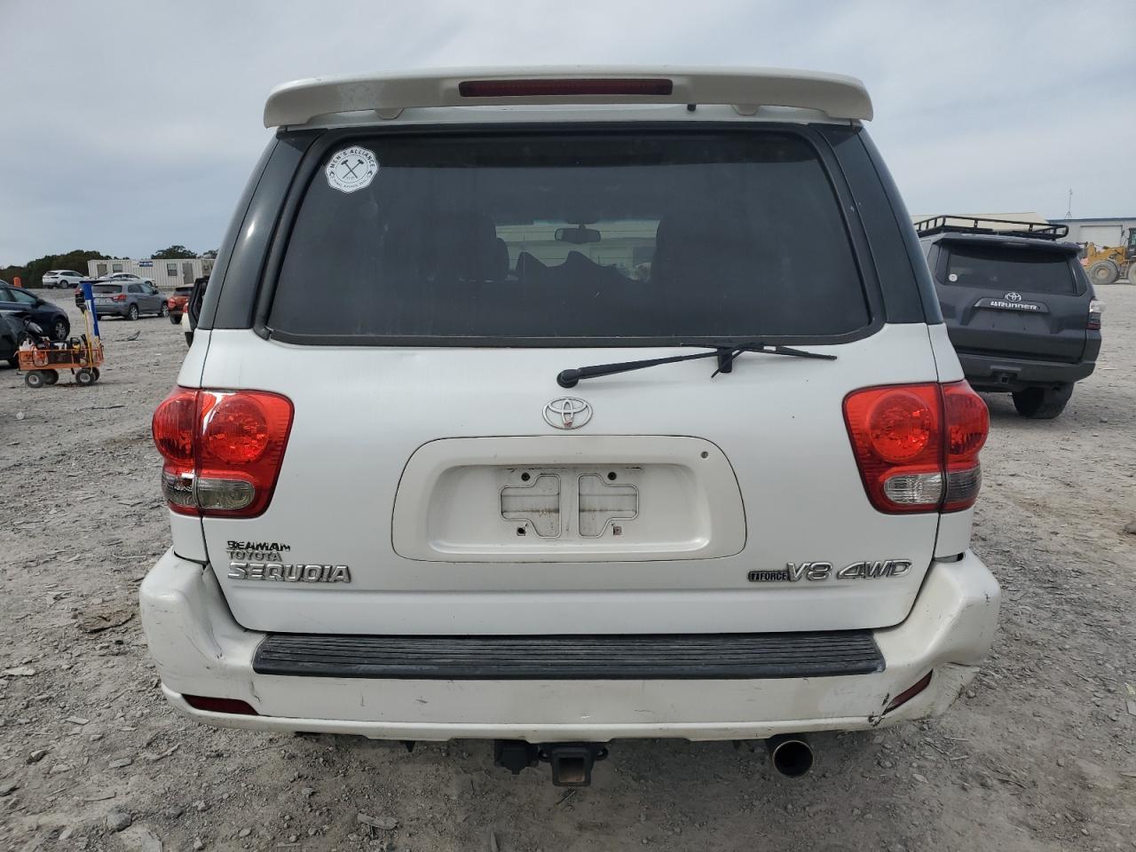 2006 TOYOTA Sequoia