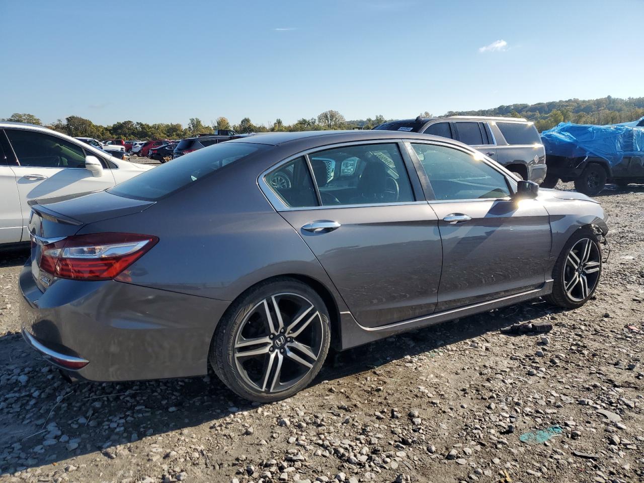 2017 HONDA ACCORD