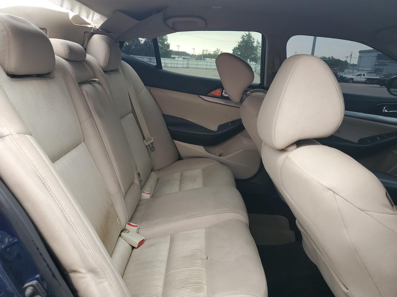 2016 NISSAN Maxima