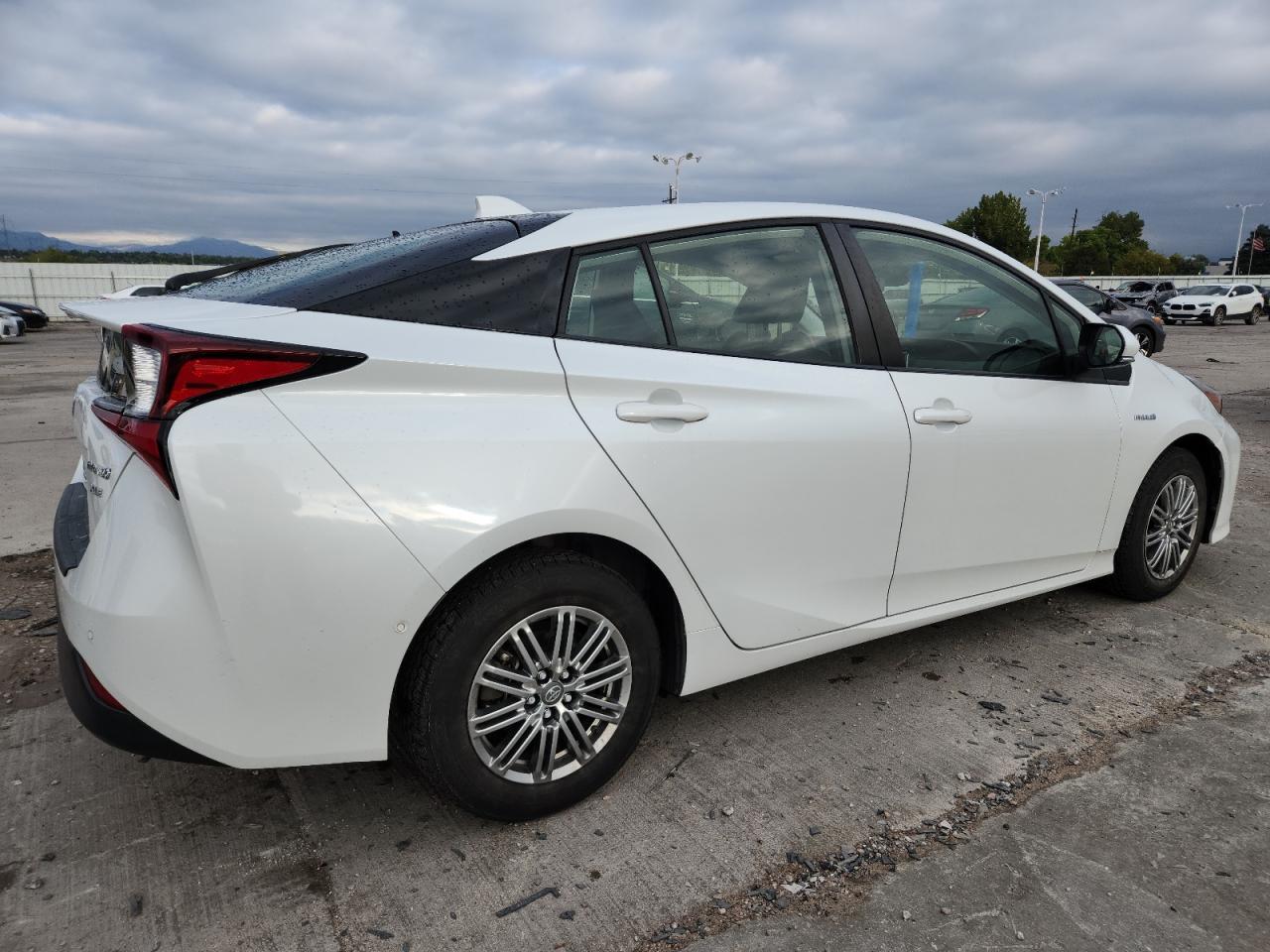 2021 TOYOTA PRIUS