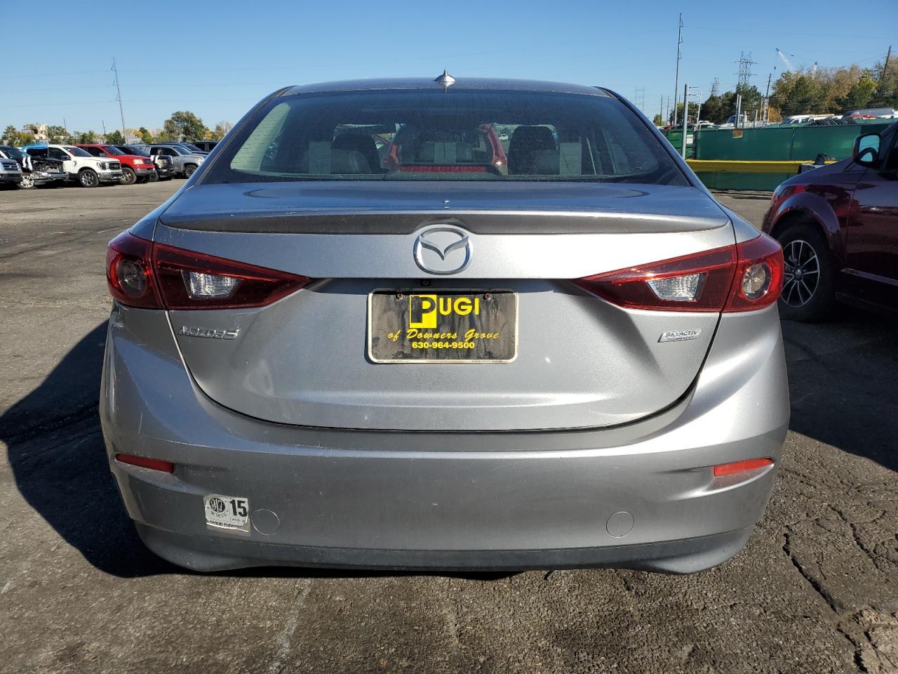 2015 MAZDA 3