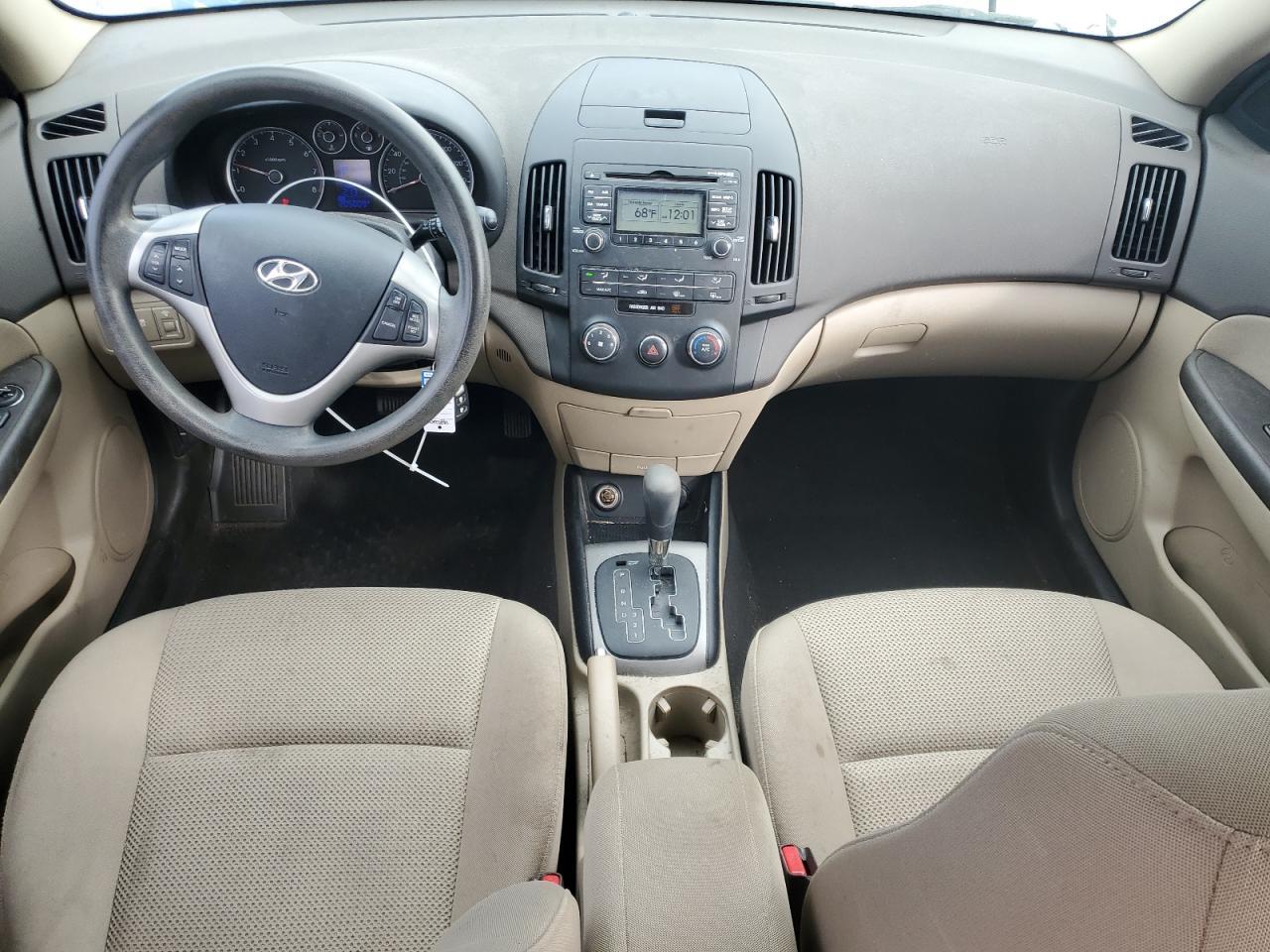 2011 HYUNDAI ELANTRA