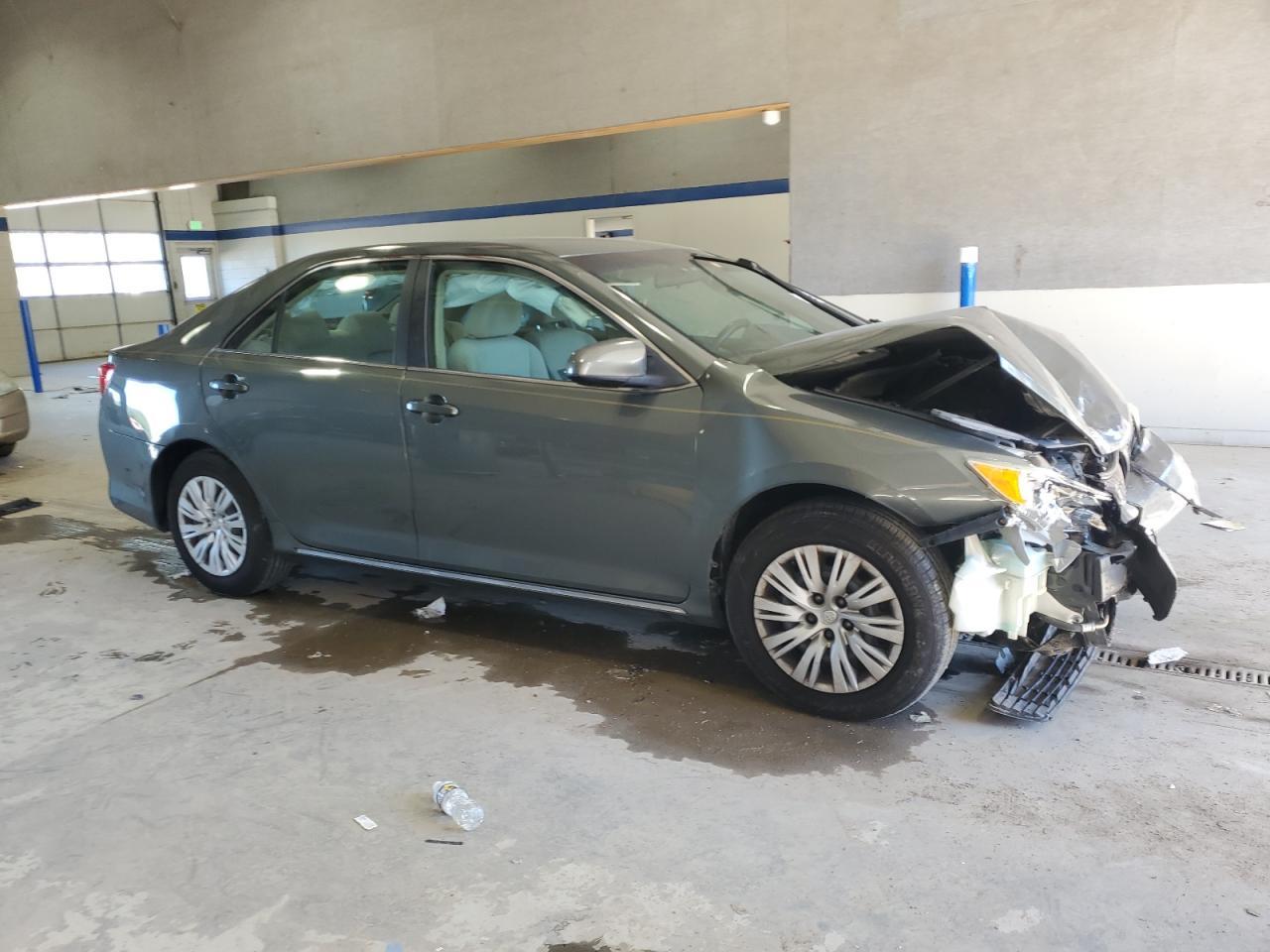 2013 TOYOTA CAMRY