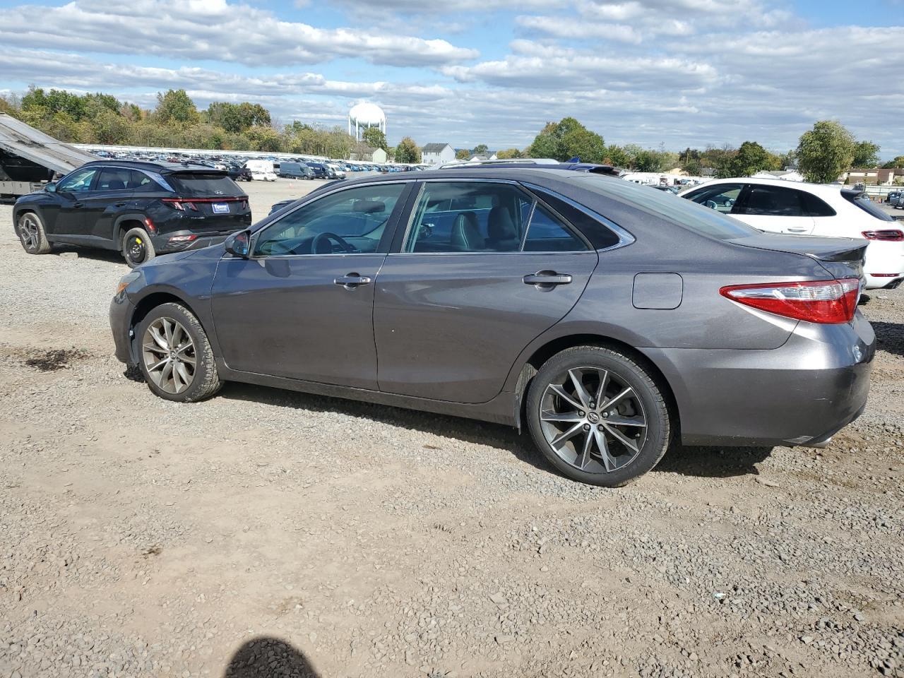 2017 TOYOTA CAMRY