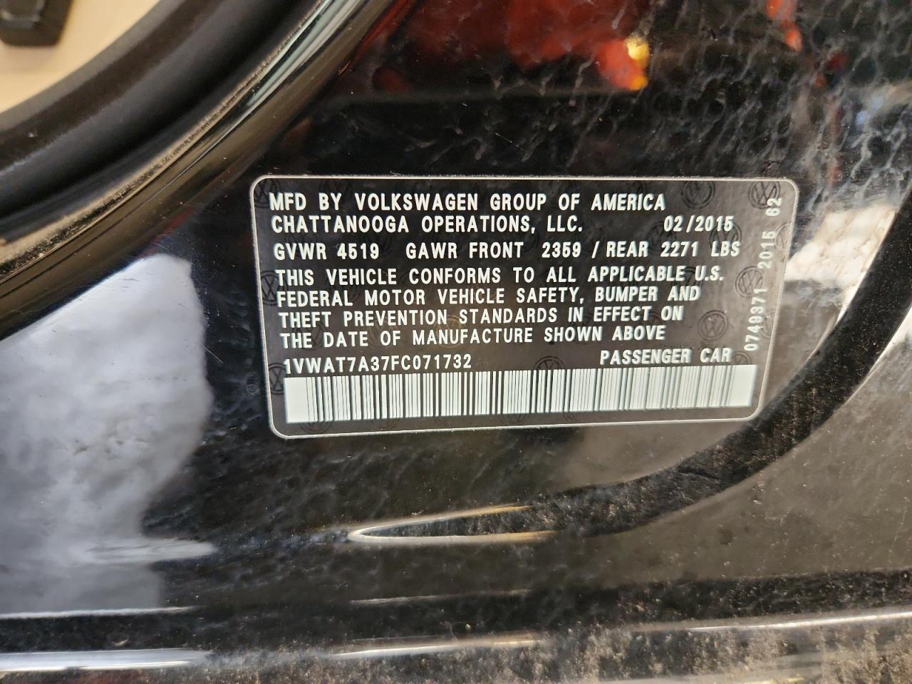 2015 VOLKSWAGEN Passat