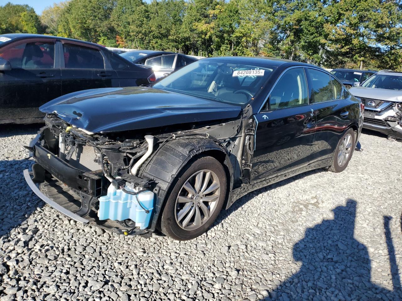 2015 INFINITI Q50