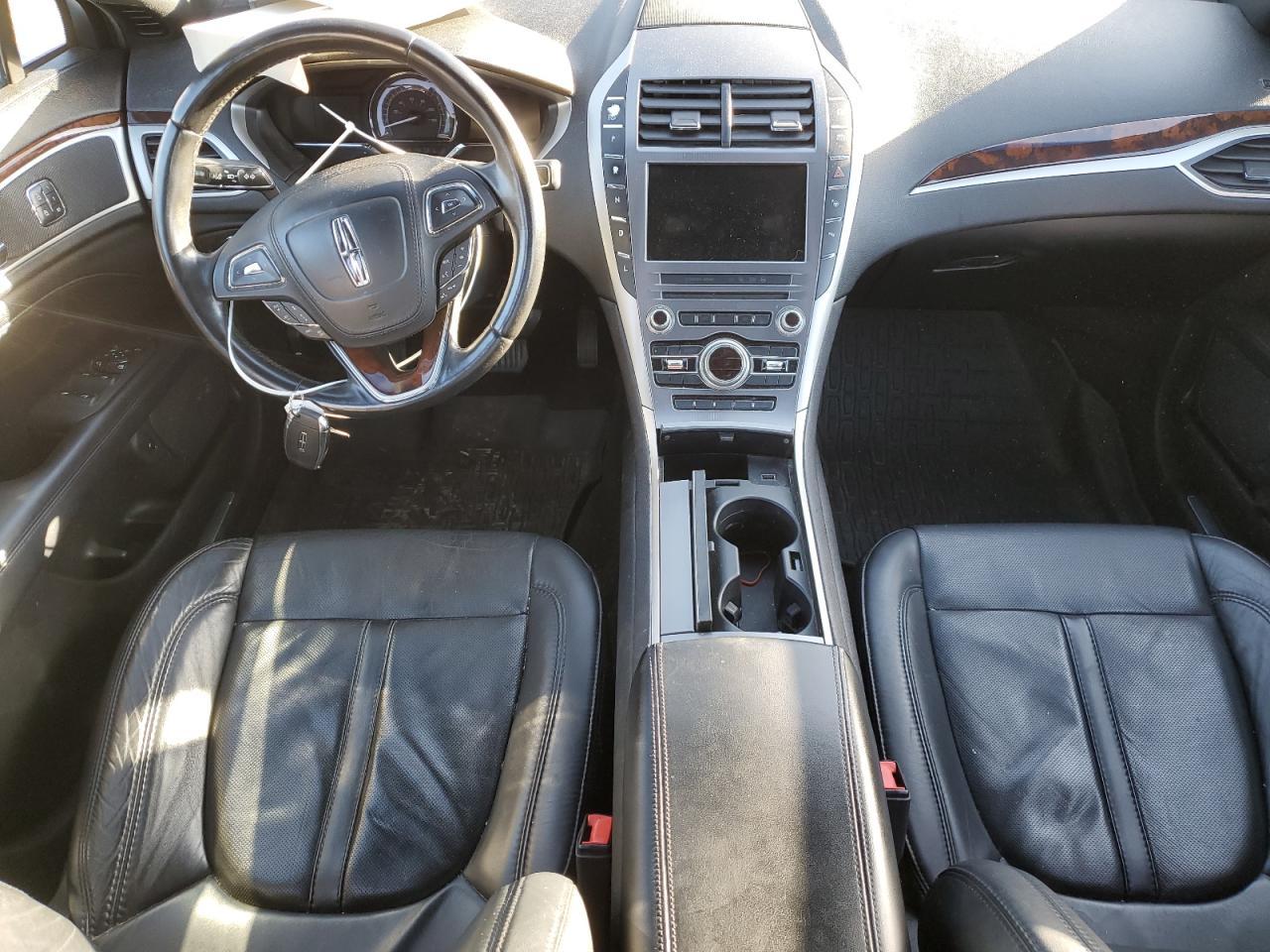 2017 LINCOLN MKZ