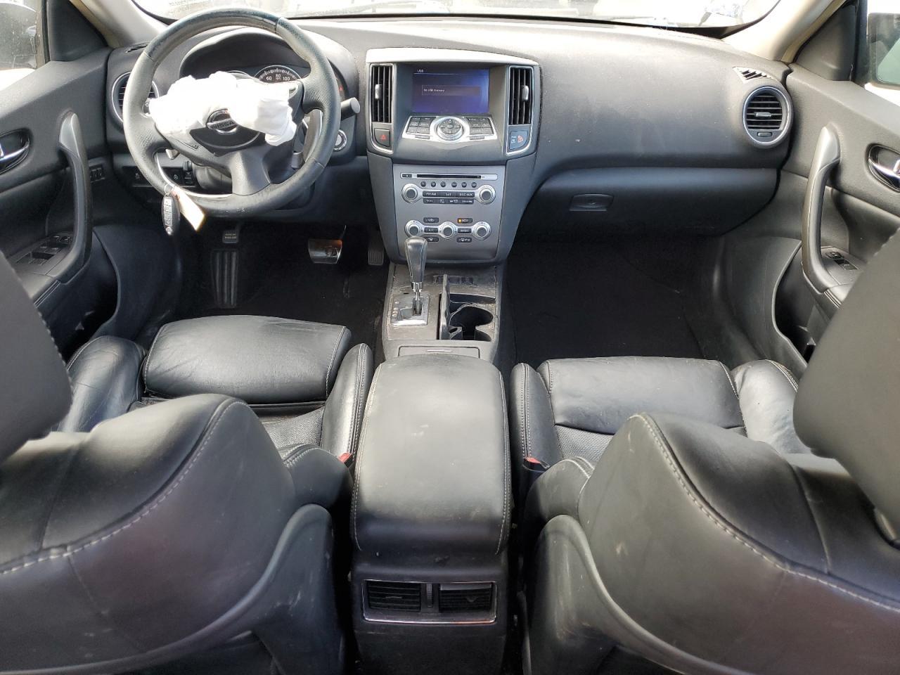 2013 NISSAN Maxima