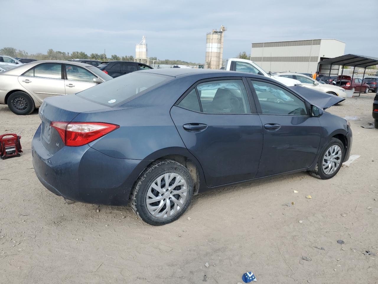 2019 TOYOTA COROLLA