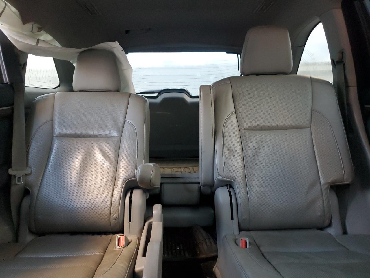 2014 TOYOTA HIGHLANDER