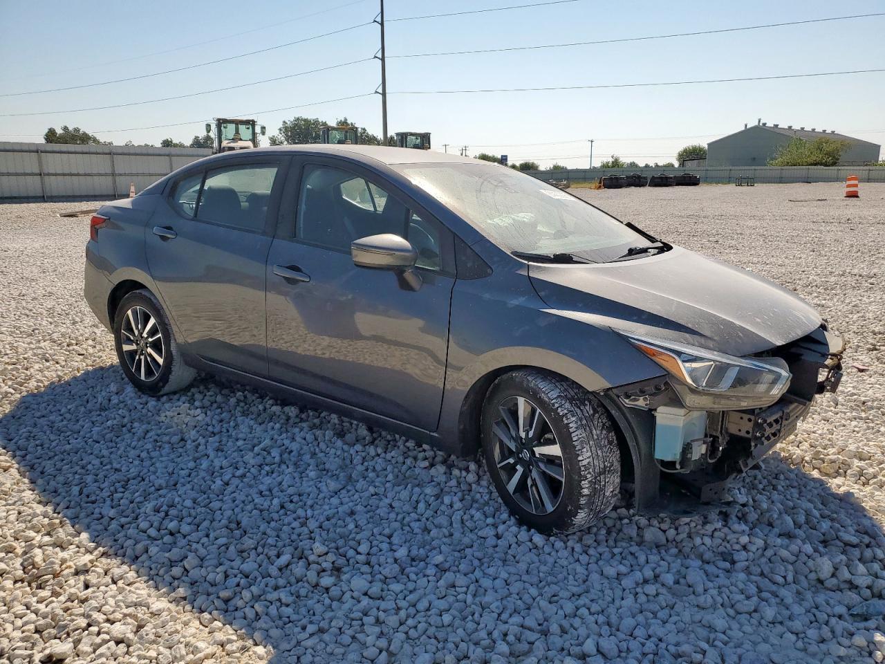 2021 NISSAN VERSA