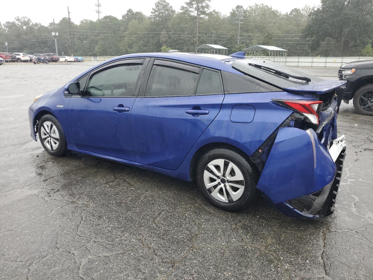 2016 TOYOTA PRIUS