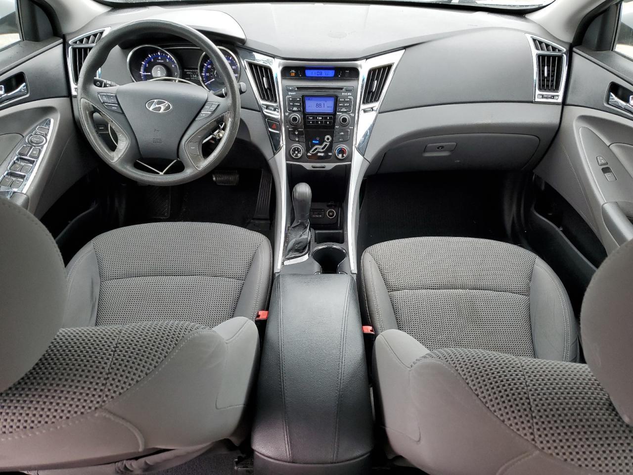 2011 HYUNDAI SONATA