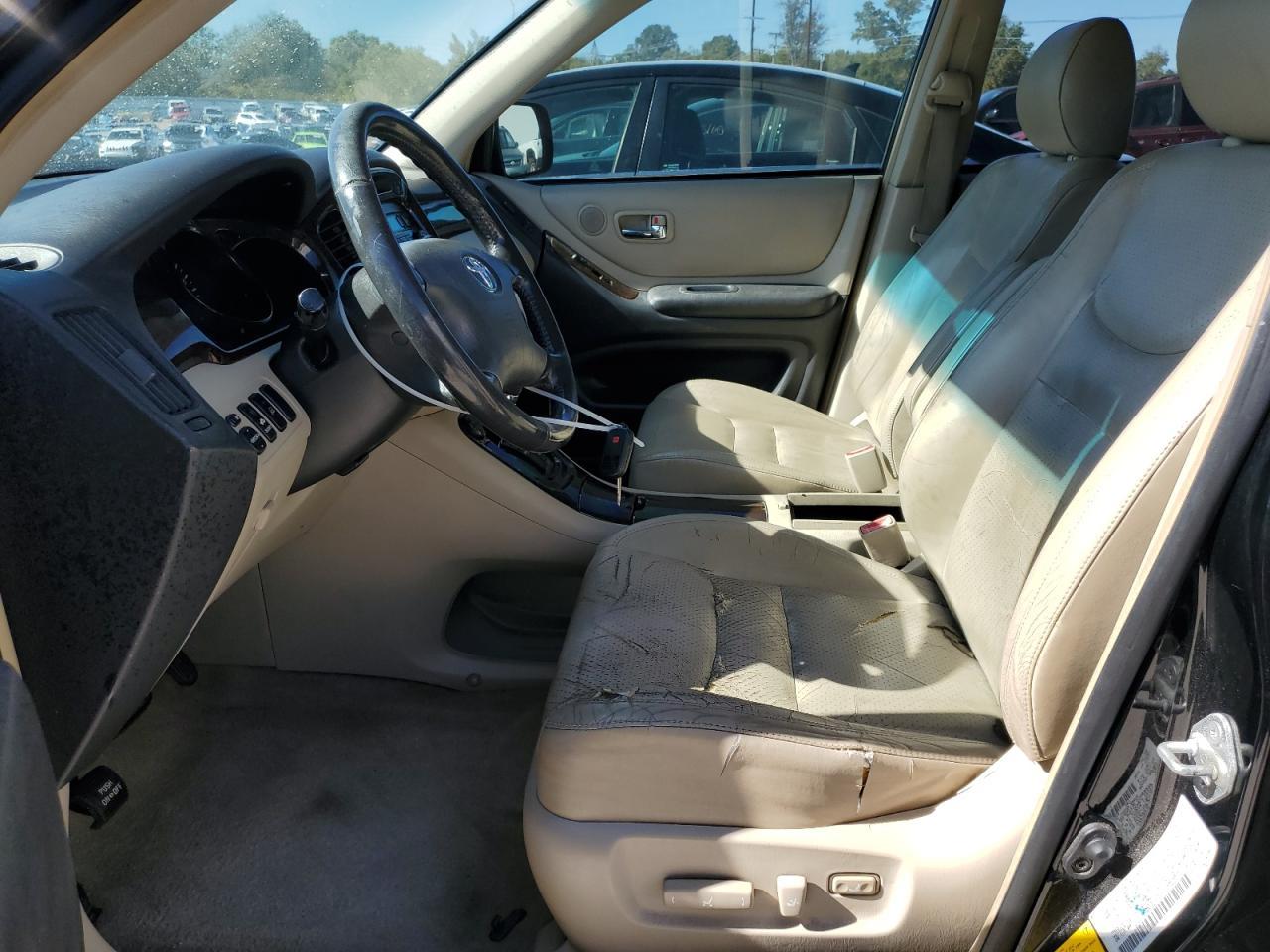 2002 TOYOTA HIGHLANDER