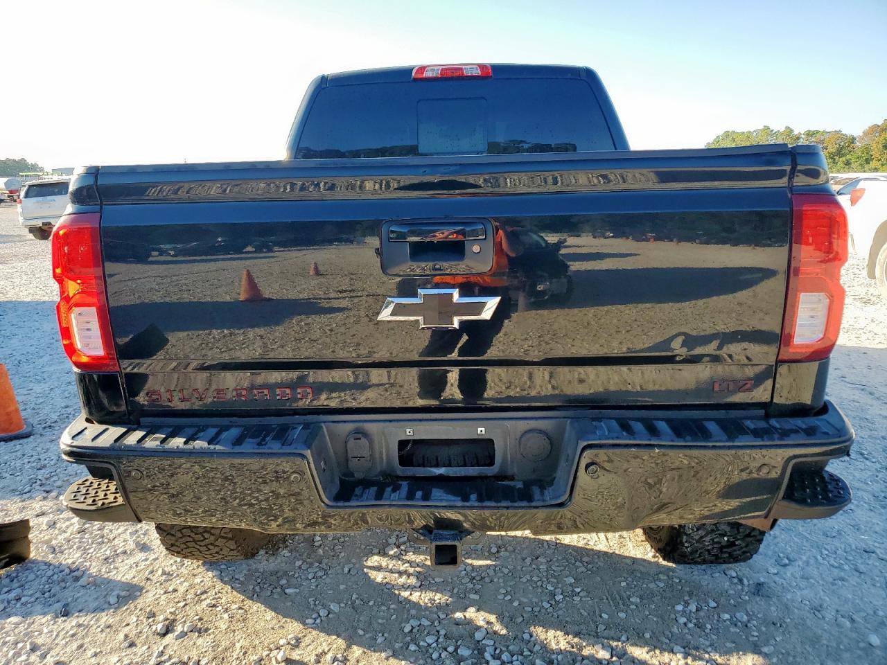 2017 CHEVROLET Silverado