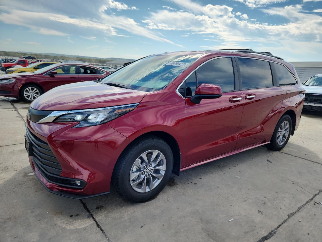 2025 TOYOTA SIENNA