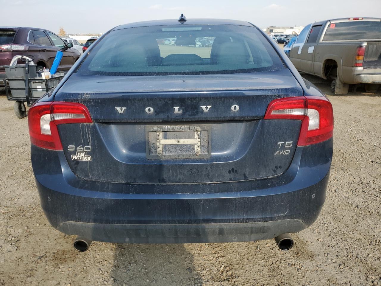 2013 VOLVO S60