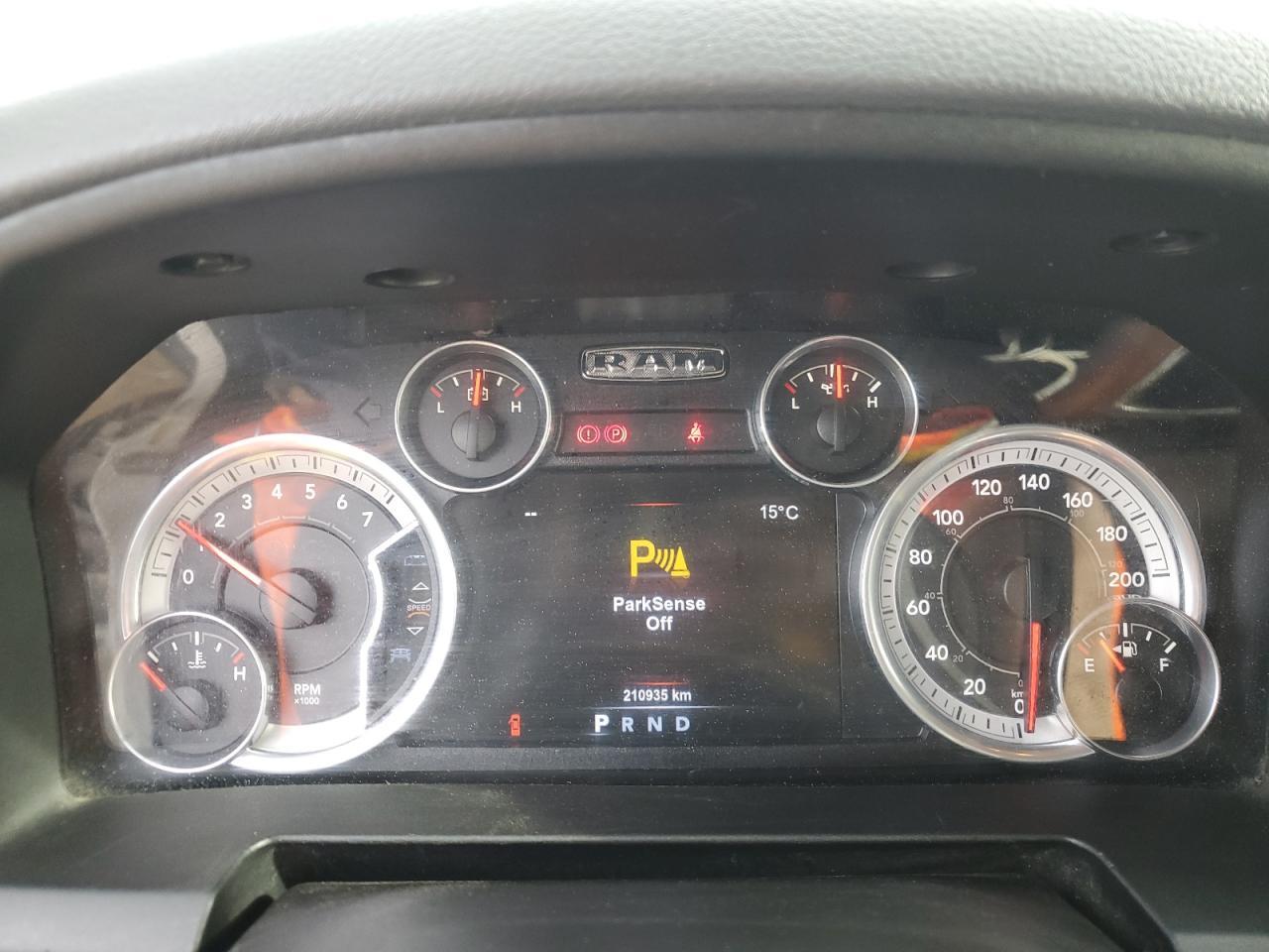 2015 DODGE Ram 3500