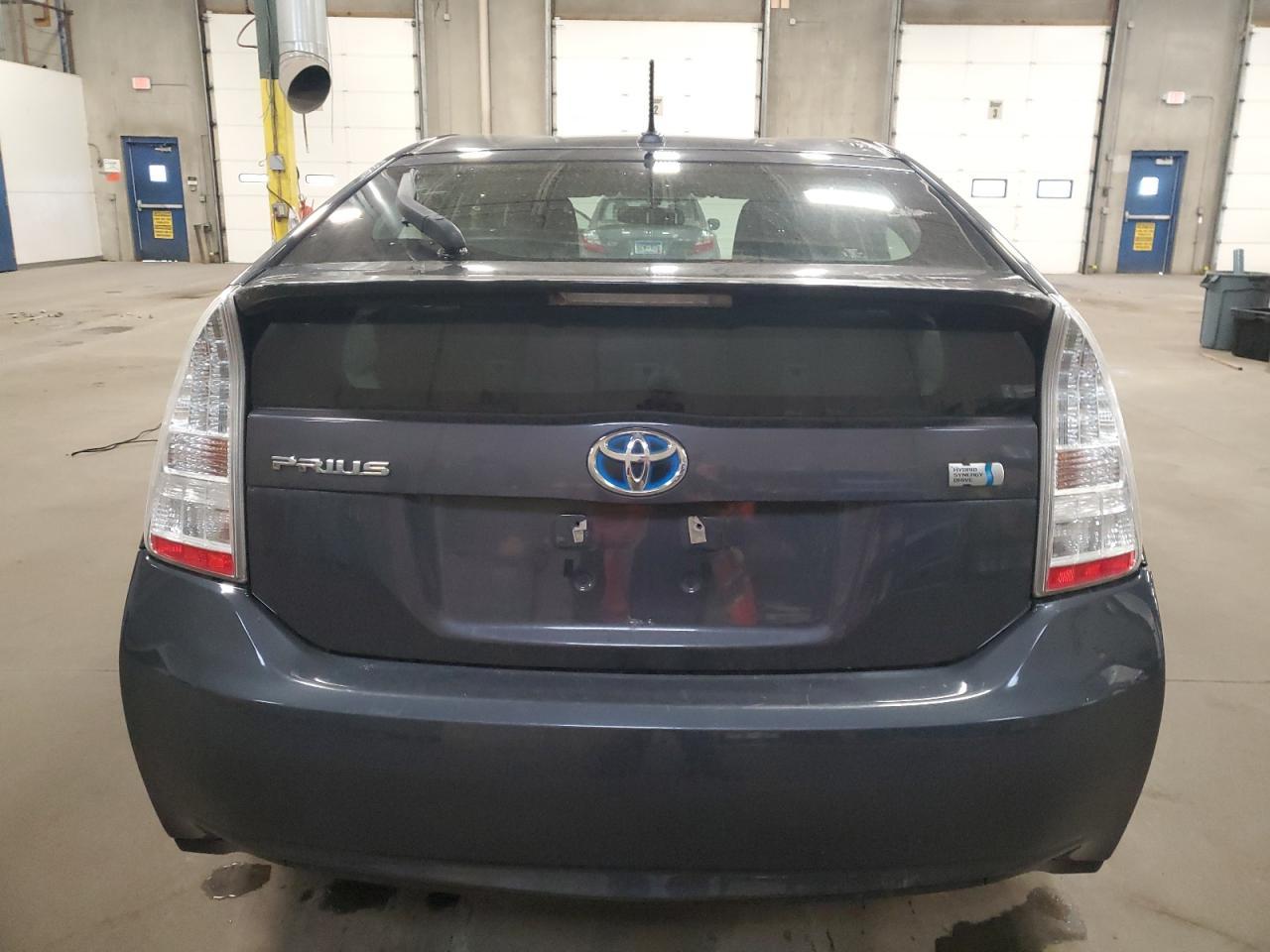 2010 TOYOTA PRIUS