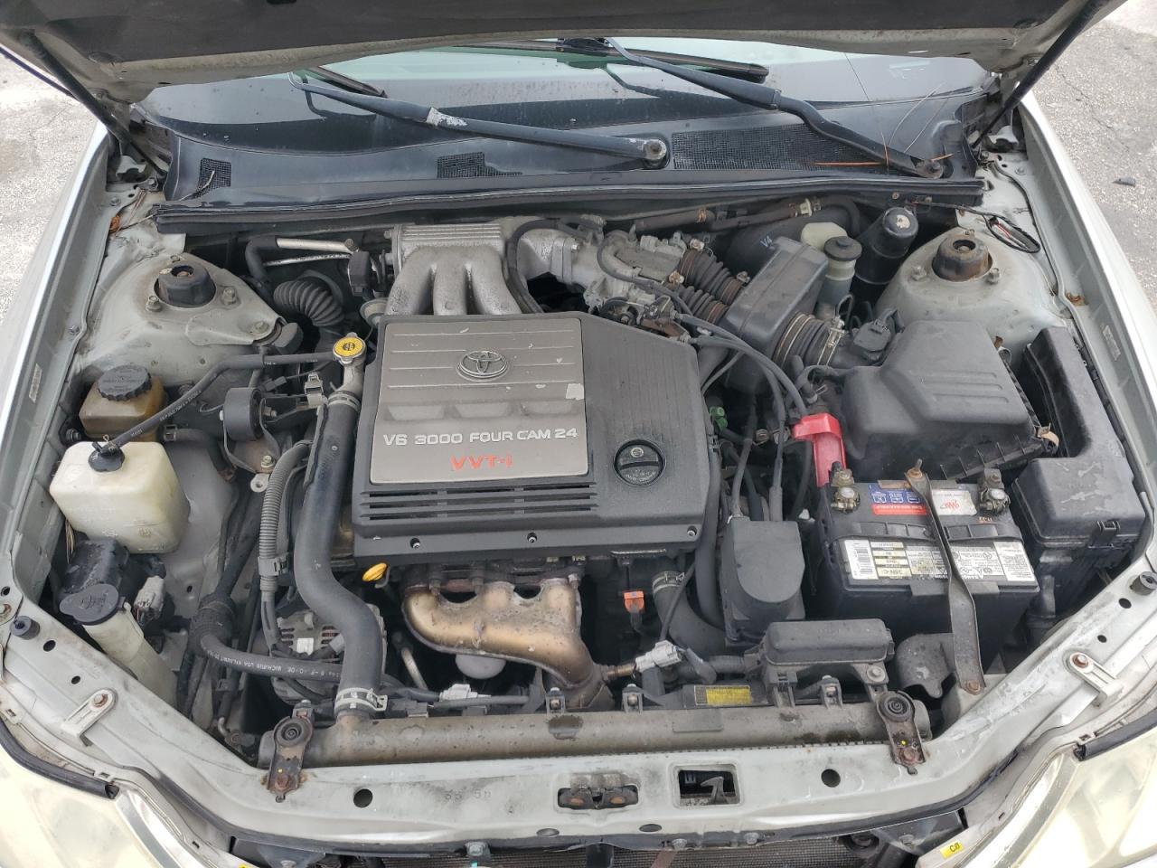 2002 TOYOTA Avalon