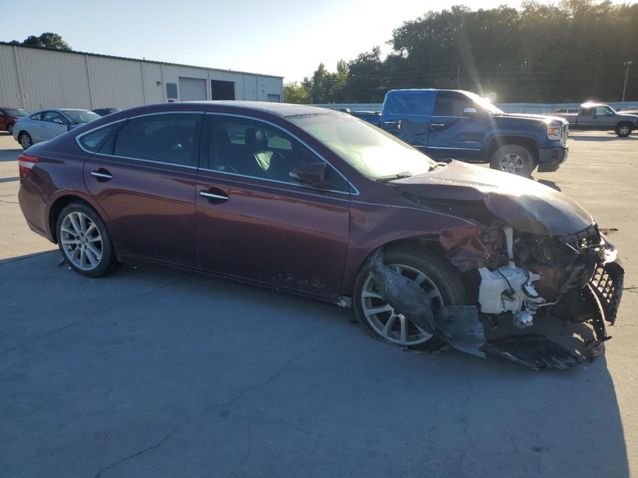2015 TOYOTA Avalon