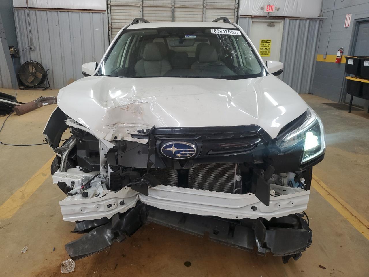 2024 SUBARU FORESTER
