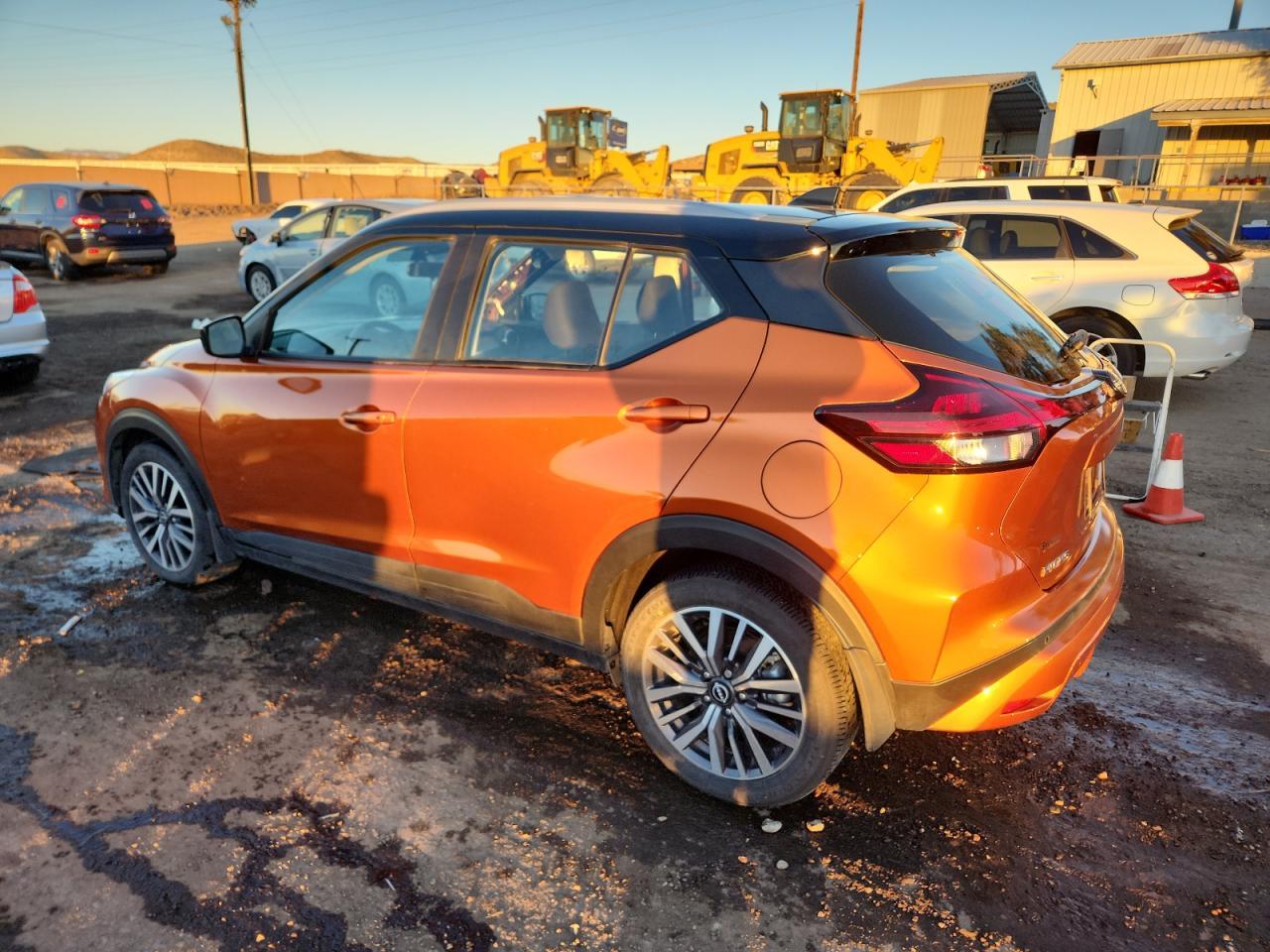 2023 NISSAN KICKS