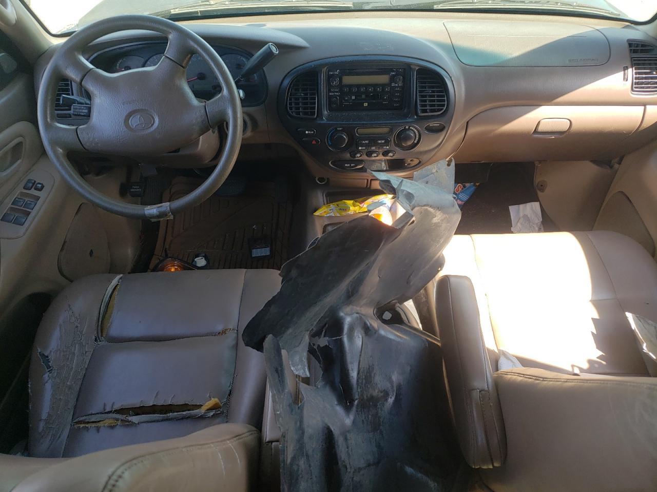 2002 TOYOTA Sequoia