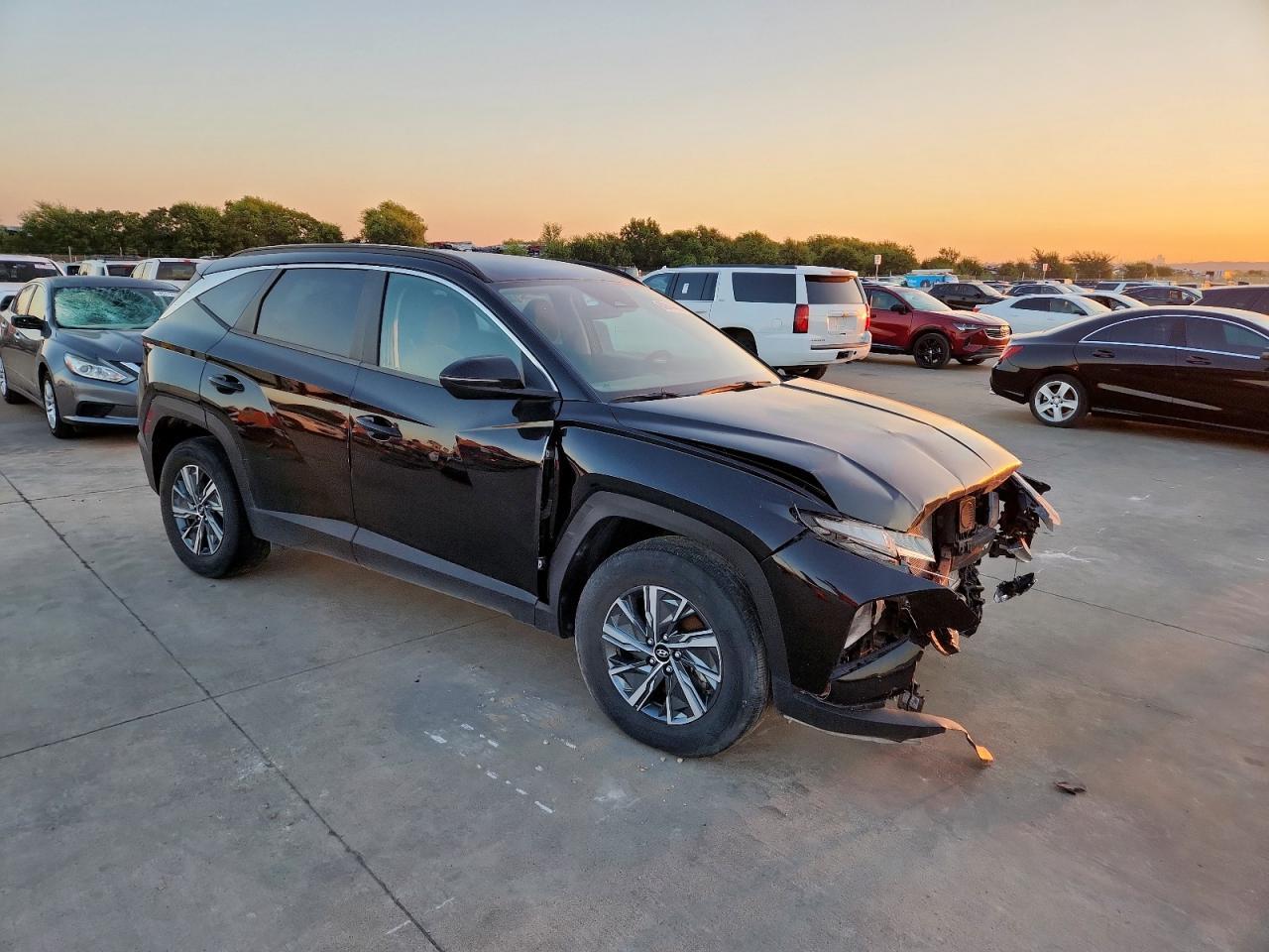 2022 HYUNDAI TUCSON