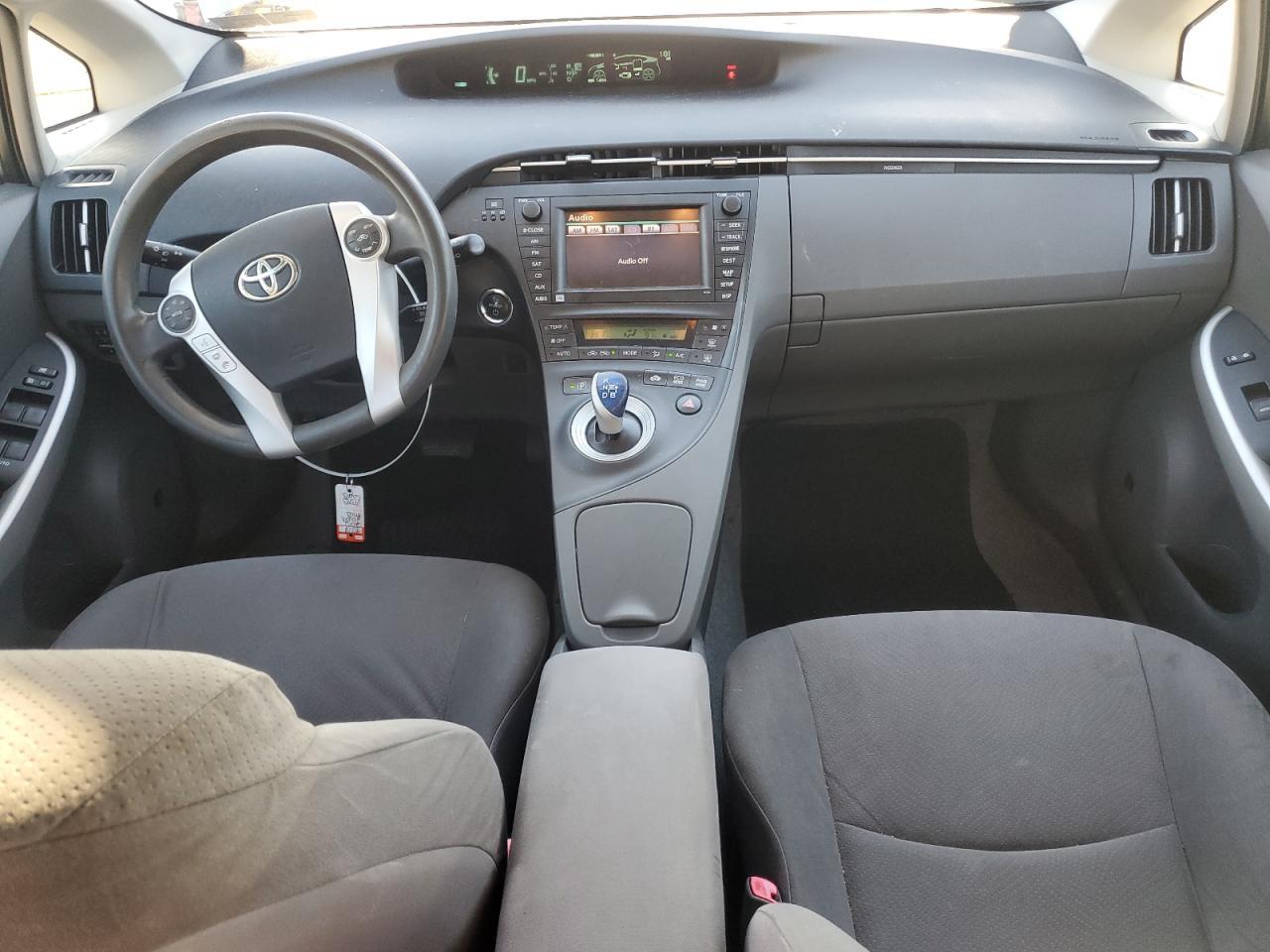 2010 TOYOTA PRIUS