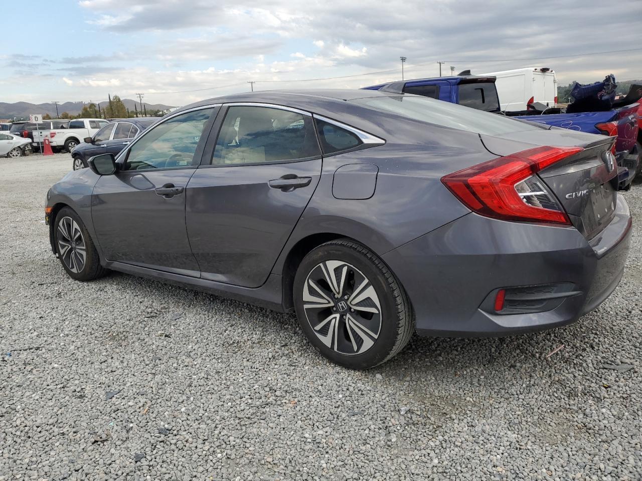 2018 HONDA CIVIC