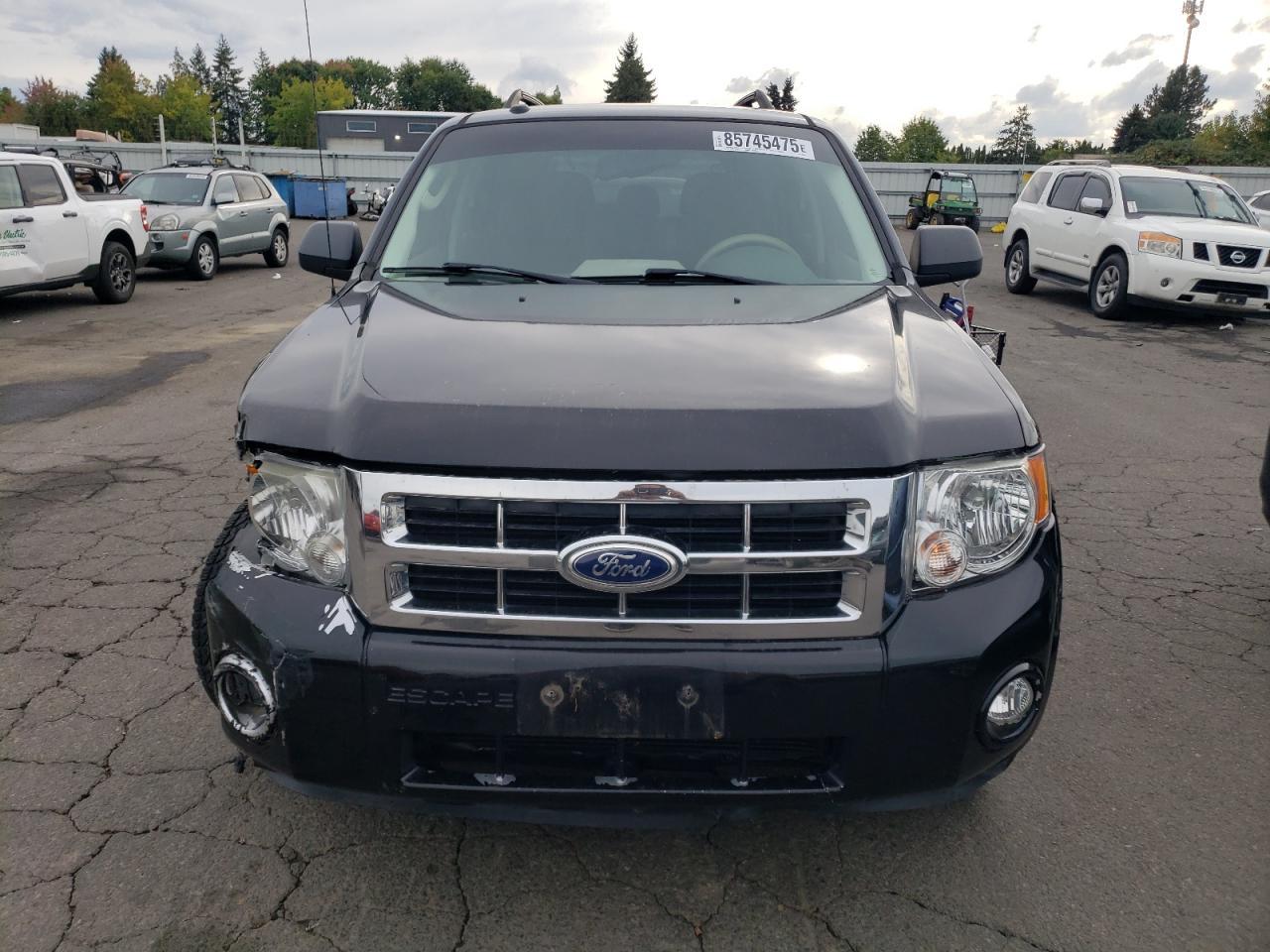 2010 FORD ESCAPE