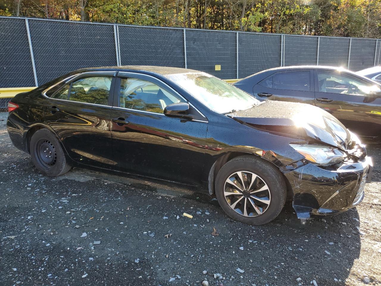 2017 TOYOTA CAMRY